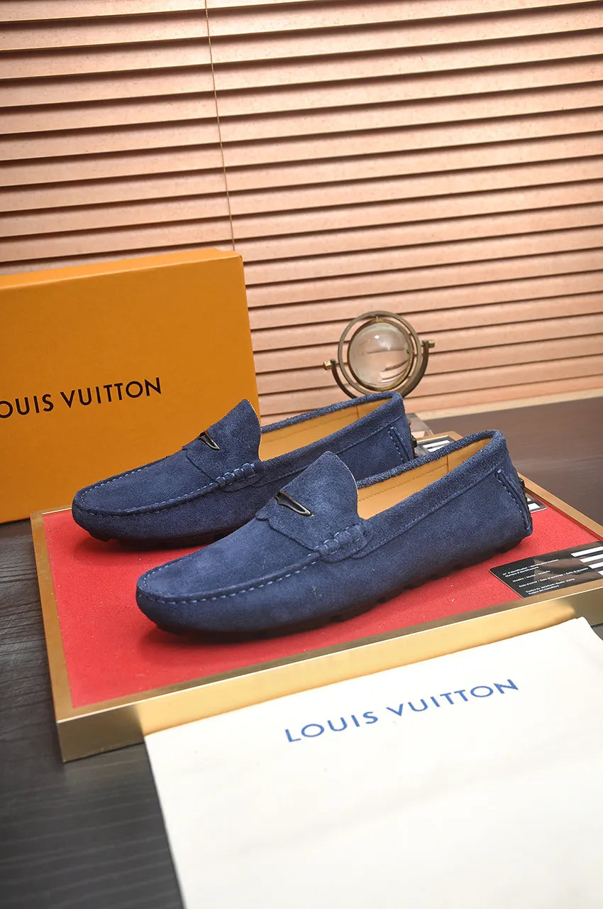 Men's men's shoes 💰420💶 [LV Doudou shoes] (water-dyed cowhide lining) new model is on the market, available on the official website. The new Doudou shoes are processed into single-color materials, and the uppers are made of imported horsehide leather. The body of the shoe is fully hemmed with mark thread, and is lined with imported original cowhide leather. The elegant shoe shape is super suitable for all-matching, and the size is 38-44.